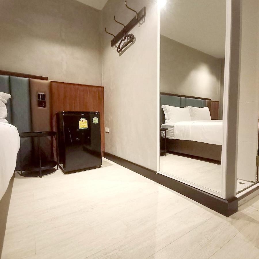 Narawad Boutique Hotel Banguecoque Exterior foto